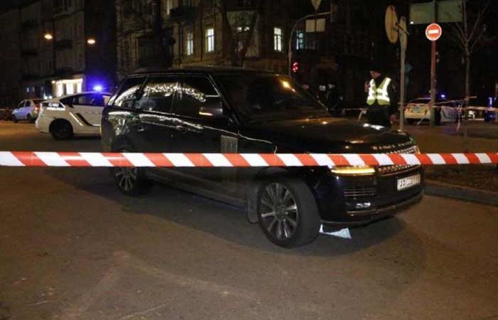 В центре Киева обстреляли Range Rover: погиб ребенок