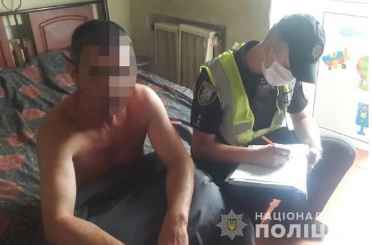 В Киеве мужчину будут судить за домашнее насилие над женой и матерью
