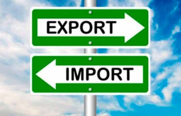 Импорт в Украине упал почти на 15%