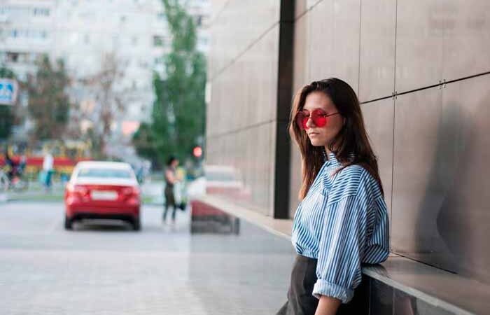 Несколько манер в поведении женщины, которые выдают ее натуру провинциалки