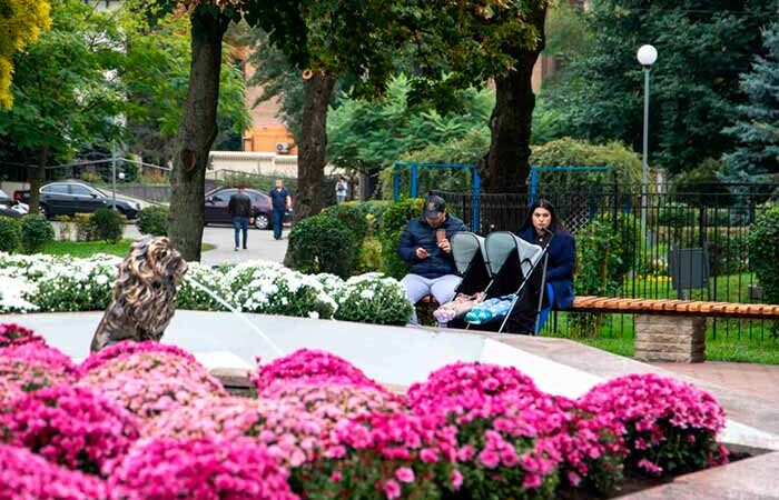 В Киеве посол Германии и Кличко открыли Мюнхенский сквер (ФОТО)