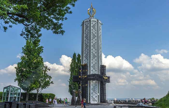 Музей Голодомора запустил экскурсию для незрячих и инклюзивный сайт