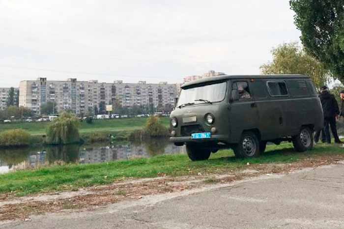 Разорванная одежда и срезанные волосы: в Киеве на Троещине нашли изувеченное тело женщины