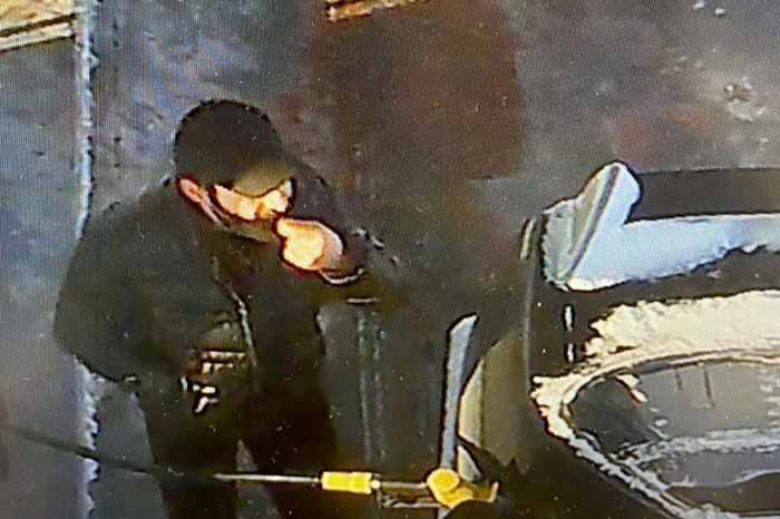 В Киеве поймали любителя заправляться на шару