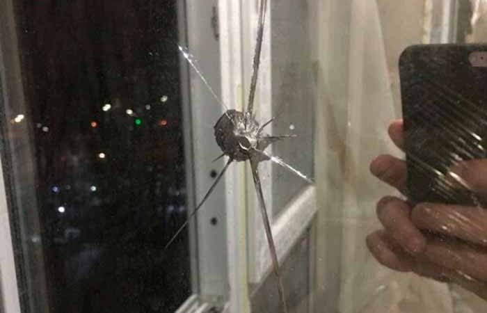 В Киеве неизвестные устроили стрельбу по окнам квартир