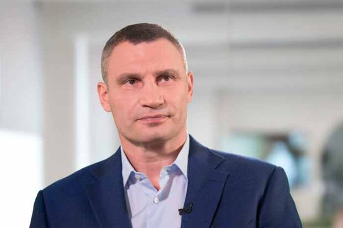 Кличко не пришел в суд по делу о расстрелах на Майдане