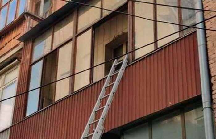 В Киеве будут судить немца, который убил женщину и выпрыгнул голым с балкона