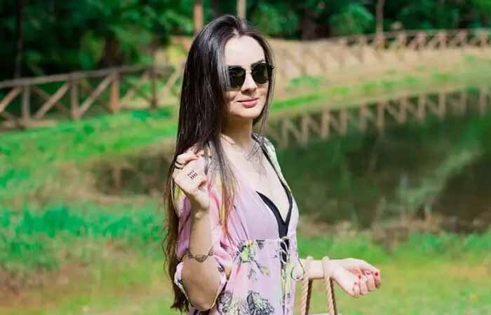 Несколько фраз женщины, которые показывают мужчине, что она одинока