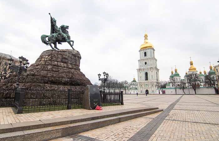 Верховная Рада может ввести в Киеве комендантский час