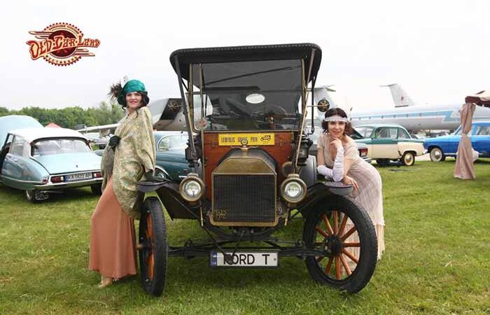 Old Car Land: в Киеве состоялся фестиваль ретро автомобилей (ФОТО)