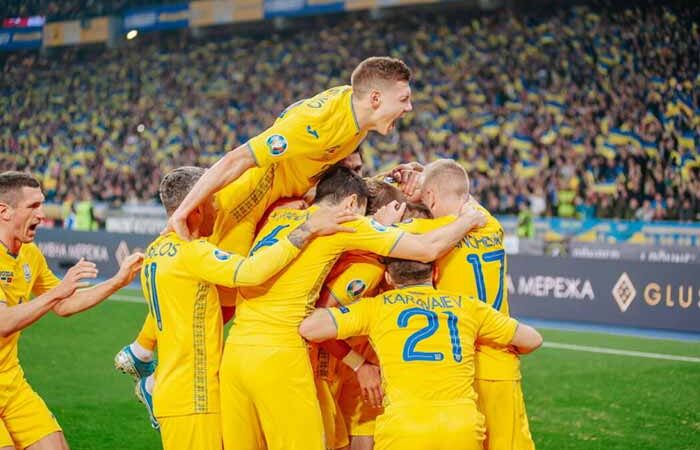 На вокзалах Киева будут транслировать матч Швеция-Украина на Евро 2020