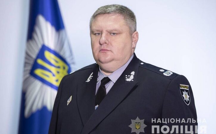 Глава полиции Киева задекларировал коллекцию книг
