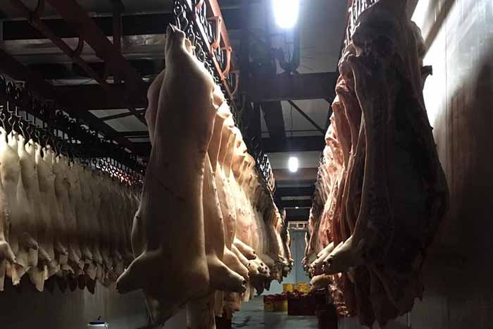 Предприниматель в Киеве поставил в воинскую часть некачественное мясо