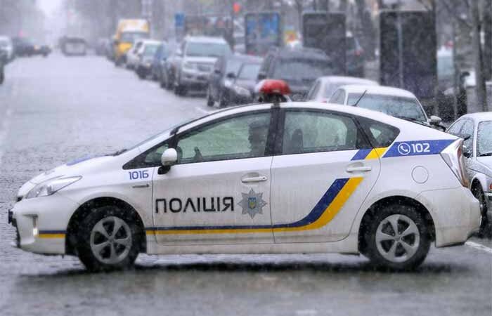 Правоохранители задержали девушку, обворовавшую студентку на Крещатике