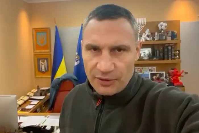 В Киеве введут комендантский час с вечера 15 марта до утра 17 марта: что запрещено