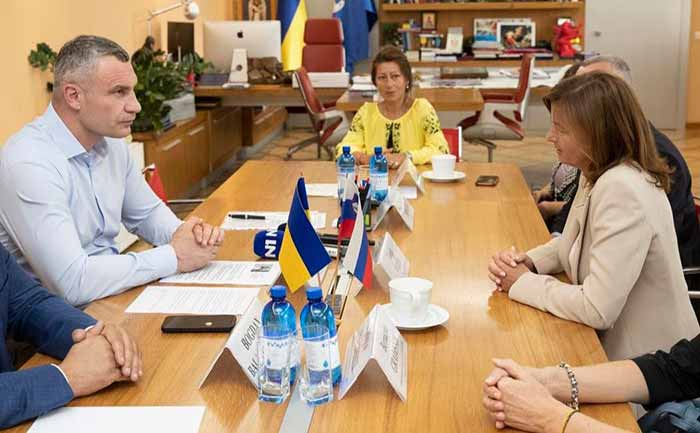 Київський міський голова Віталій Кличко приймав у мерії делегацію Словенії на чолі з віце-прем’єркою Танею Файон.