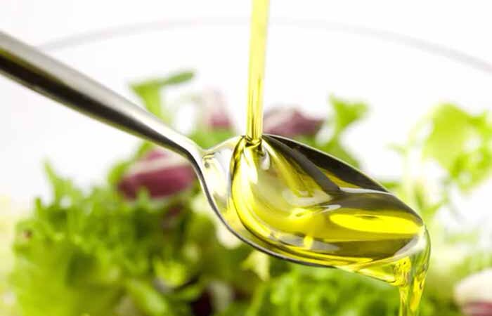 Чим корисна оливкова олія: медики склали список цілющих властивостей