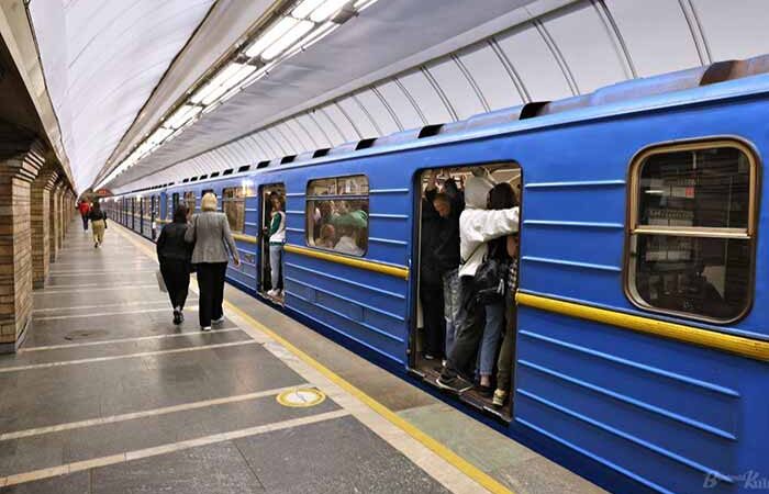 Відсьогодні метро в столиці працюватиме по-іншому