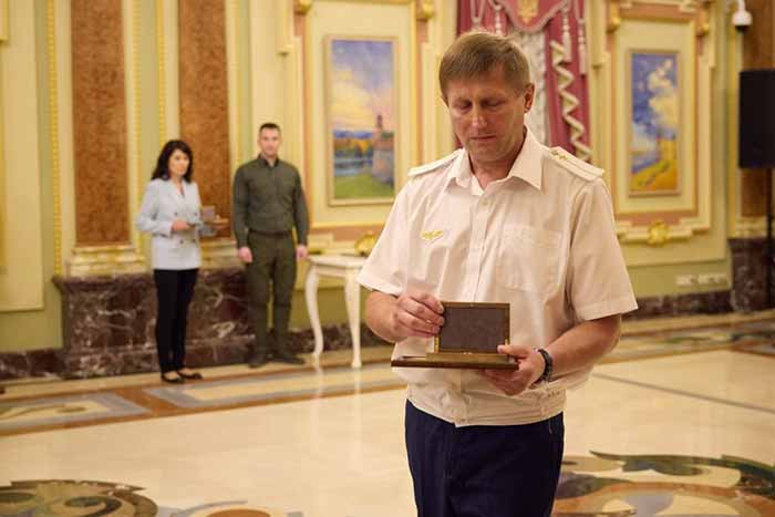 Анатолій Бабічев провідник пасажирського вагона станції Київ-Пасажирський АТ «Укрзалізниця»