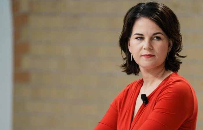 До Києва з неанонсованим візитом прибула глава МЗС Німеччини Бербок