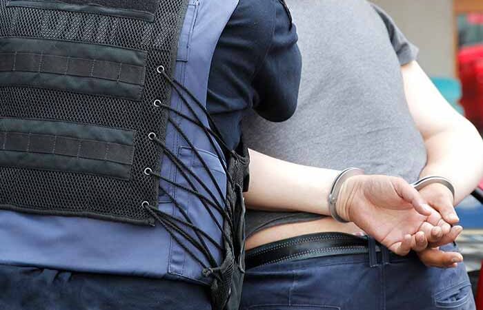 Попався на хабарі у ₴350 тисяч: на Київщині затримали начальника військової районної адміністрації