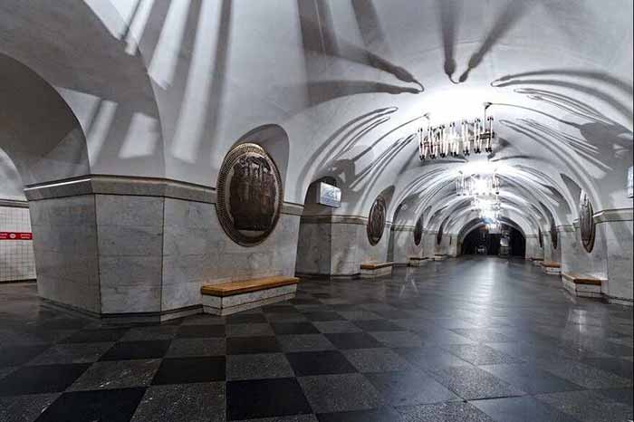 Коли на станціях підземки української столиці приберуть бюсти діячів