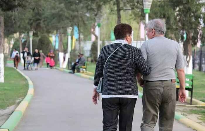 Людей вперше офіційно вдалося омолодити: вчені відкрили звсоби, які продовжують життя