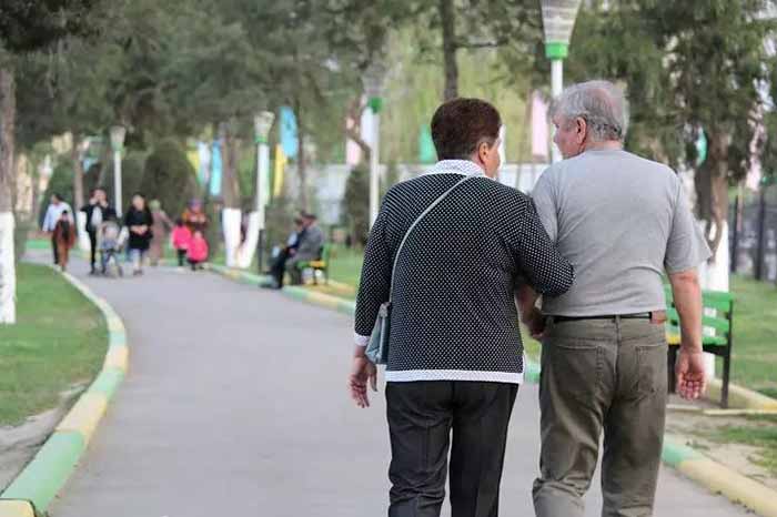 Людей вперше офіційно вдалося омолодити: вчені відкрили звсоби, які продовжують життя
