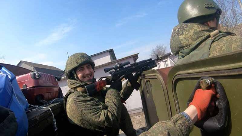 Мародерили у Богданівці під час окупації: шістьом російським окупантам оголосили підозри