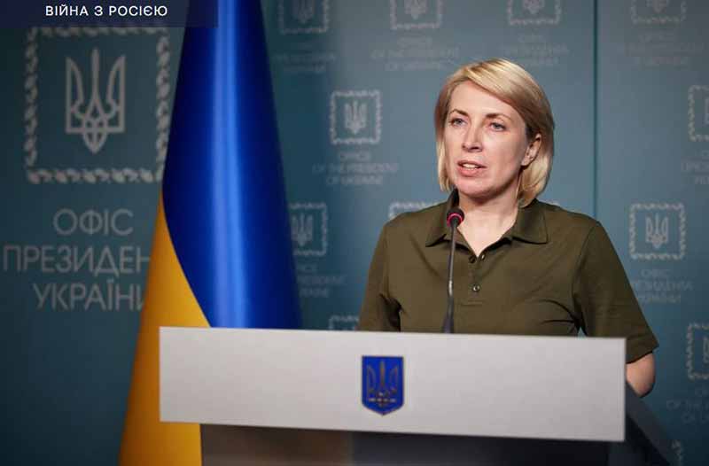 Ірина Верещук: “Громадянам РФ, які перебувають у окупованому Криму, слід виїхати зараз”