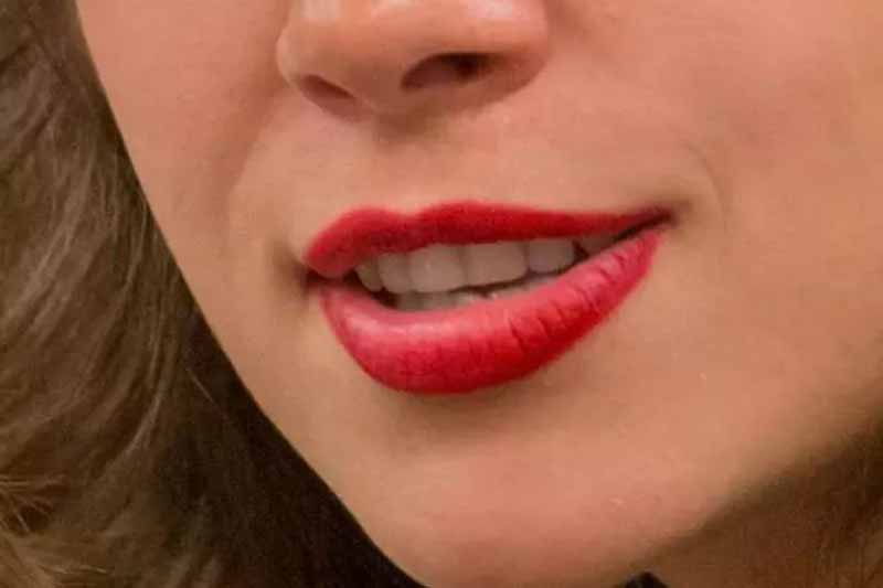 Продукти, які можуть пофарбувати зуби