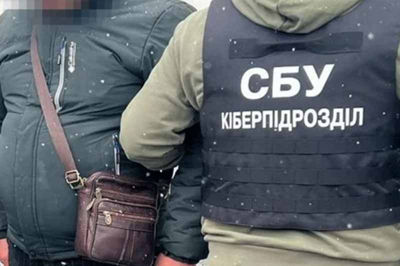 У столиці СБУ затримала російського агента, який шпигував за штабом ЗСУ