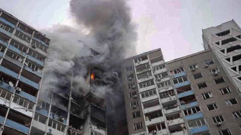 Російські терористи били по Києву новими ракетами “Циркон”: подробиці