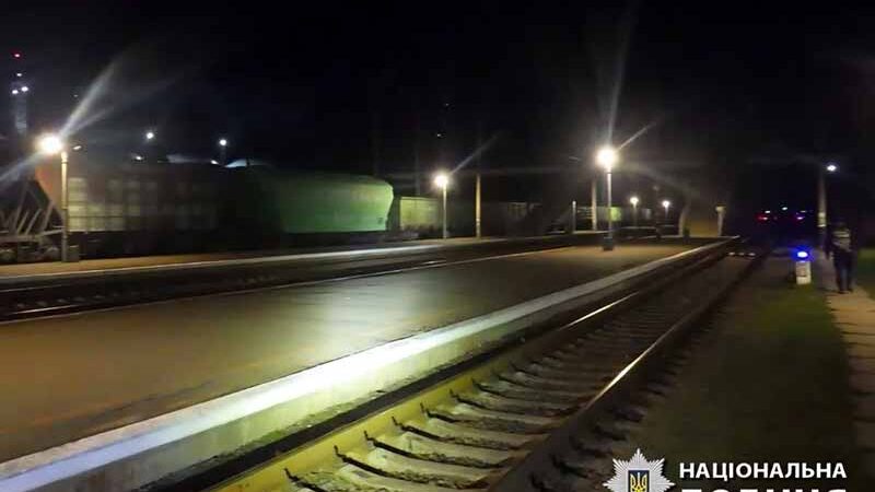 На Київщині 13-річний хлопець впав з потяга та отримав 90% опіків тіла від ураження струмом