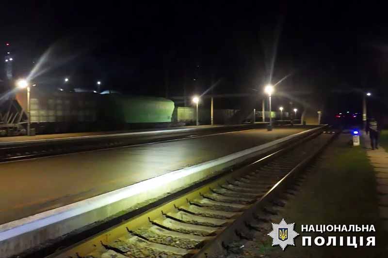 На Київщині 13-річний хлопець впав з потяга та отримав 90% опіків тіла від ураження струмом