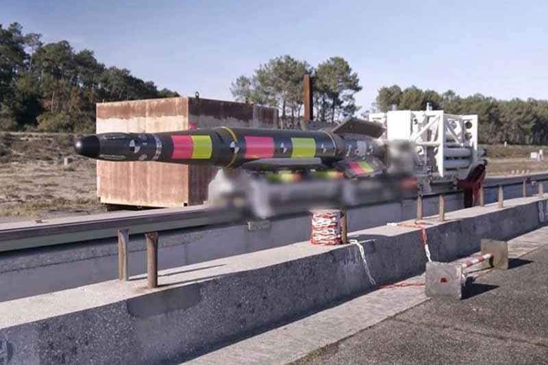 Франція представила нову потужну протибункерну авіабомбу P1000 вагою 1000 кг для ураження укріплених підземних об’єктів