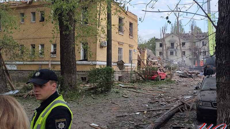 У Києві попрощалися з жертвою російської атаки 24 квітня: без матері залишилася 1,5-річна донька