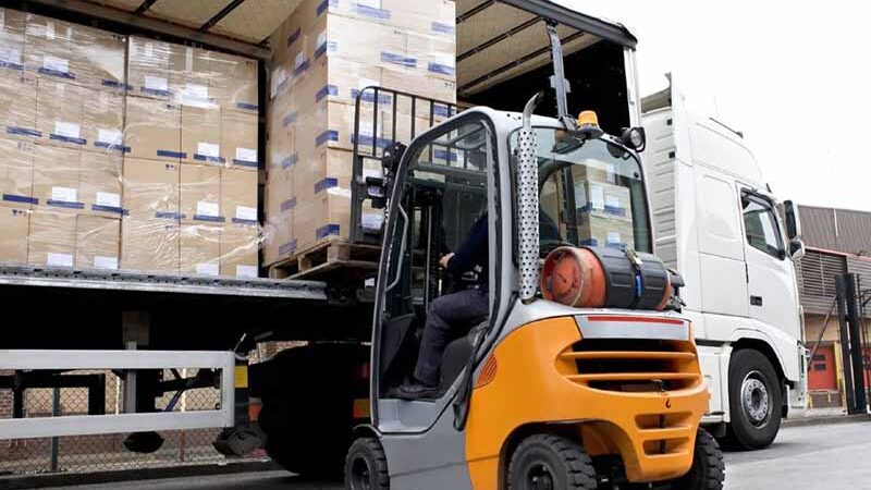 У Києві високий попит на робітничі та сервісні професії: ТОП-5 актуальних вакансій