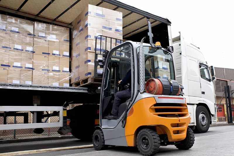 У Києві високий попит на робітничі та сервісні професії: ТОП-5 актуальних вакансій